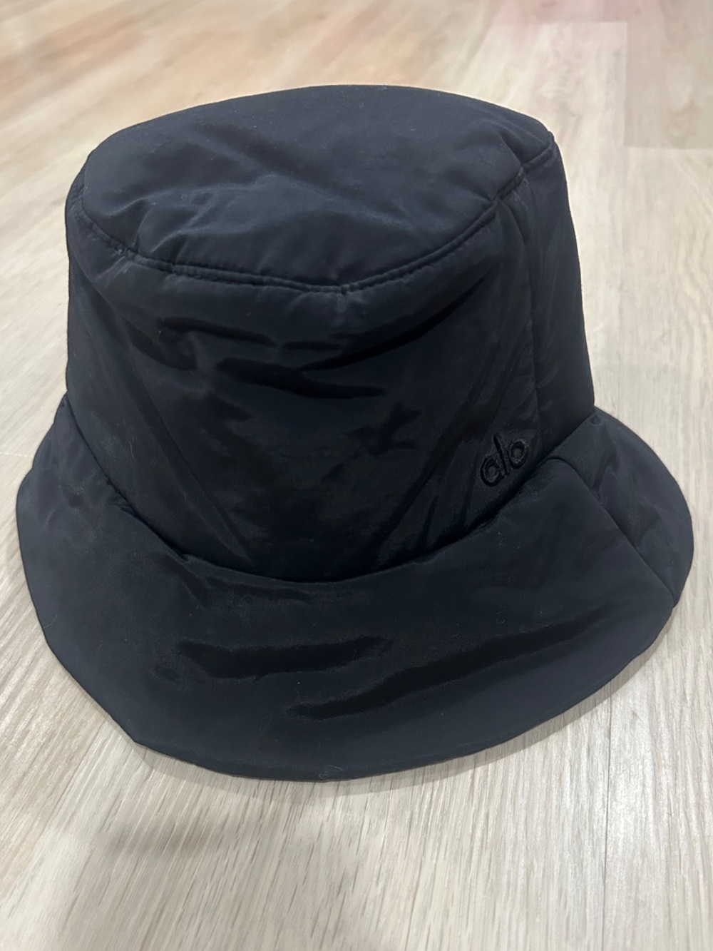 ALO Yoga Quilted Black Bucket Hat
